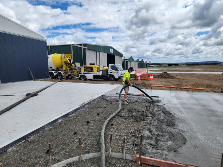 Concrete Volume Estimates for Effective Pumping Solutions