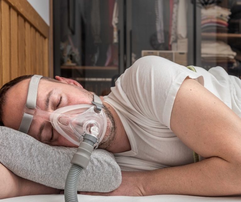 CPAP Machine Effects on Dry Eyes in the Morning: Insights